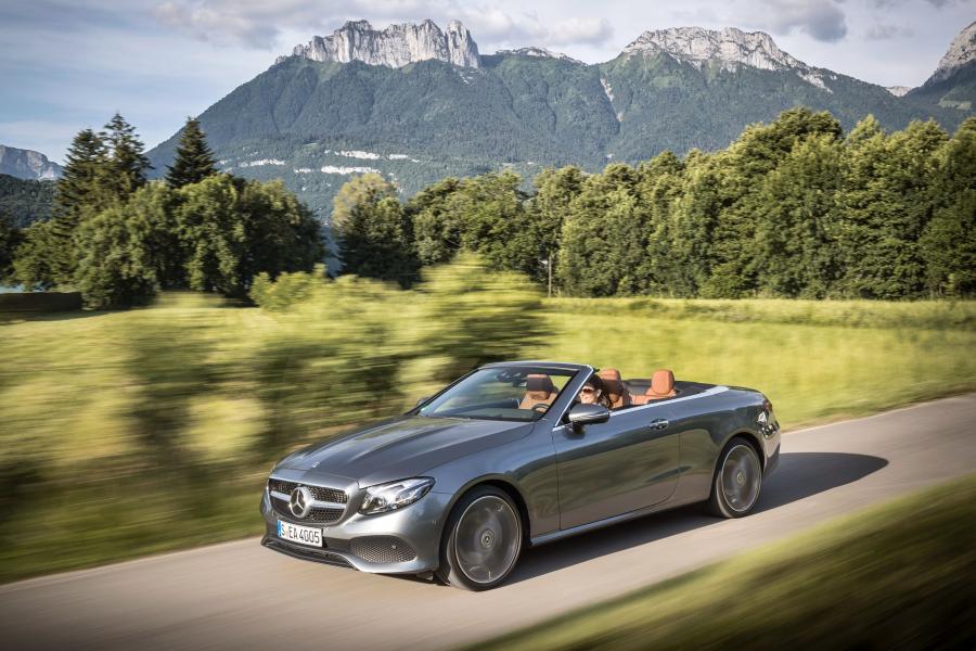  Mercedes-Benz E220 d Cabriolet 2017 года  (WW) (фото 8 из 24)